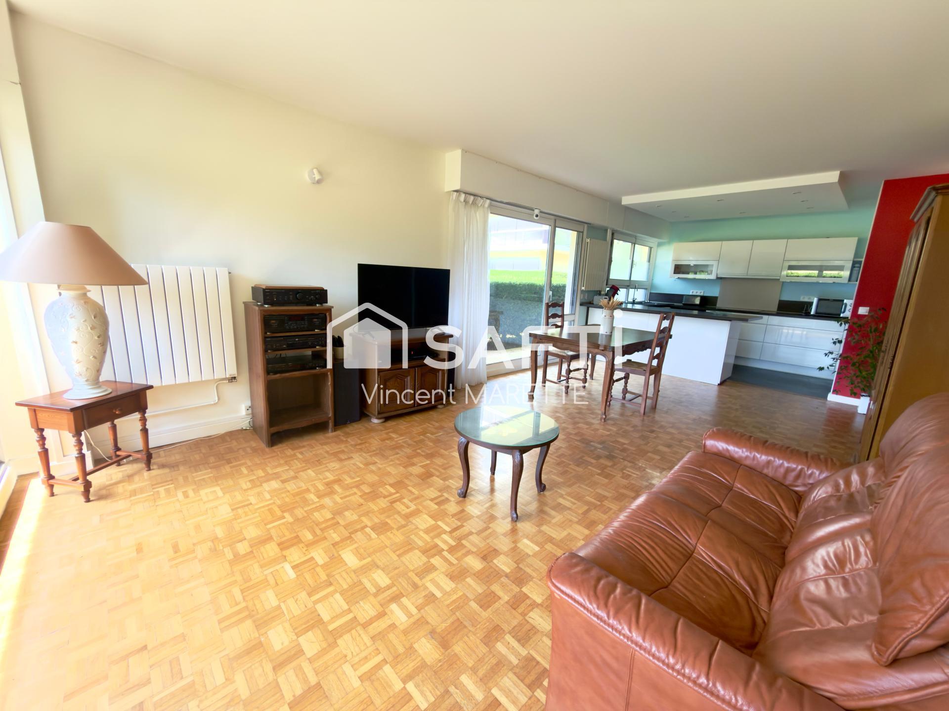 Appartement rez-de-jardin 4 pièces avec terrasse à Chantilly